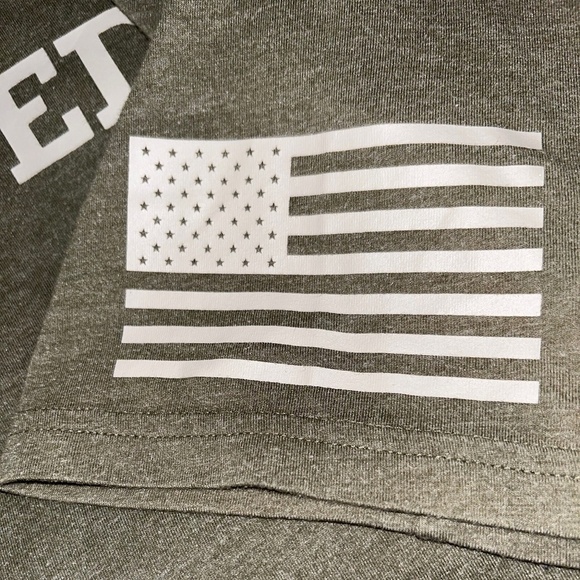 Under Armour Mens I Served T Shirt | Size: Medium | Color: Green | - Picture 4 of 5